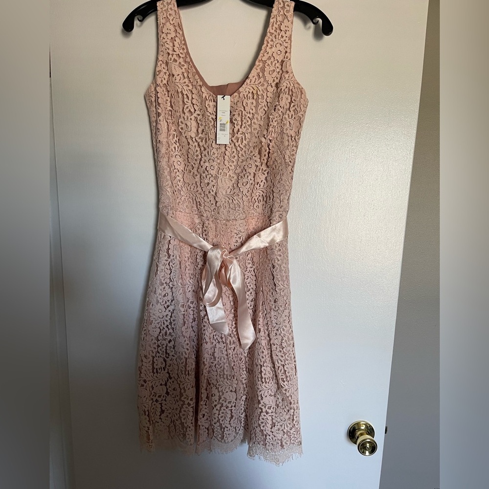Beautiful lace midi dress